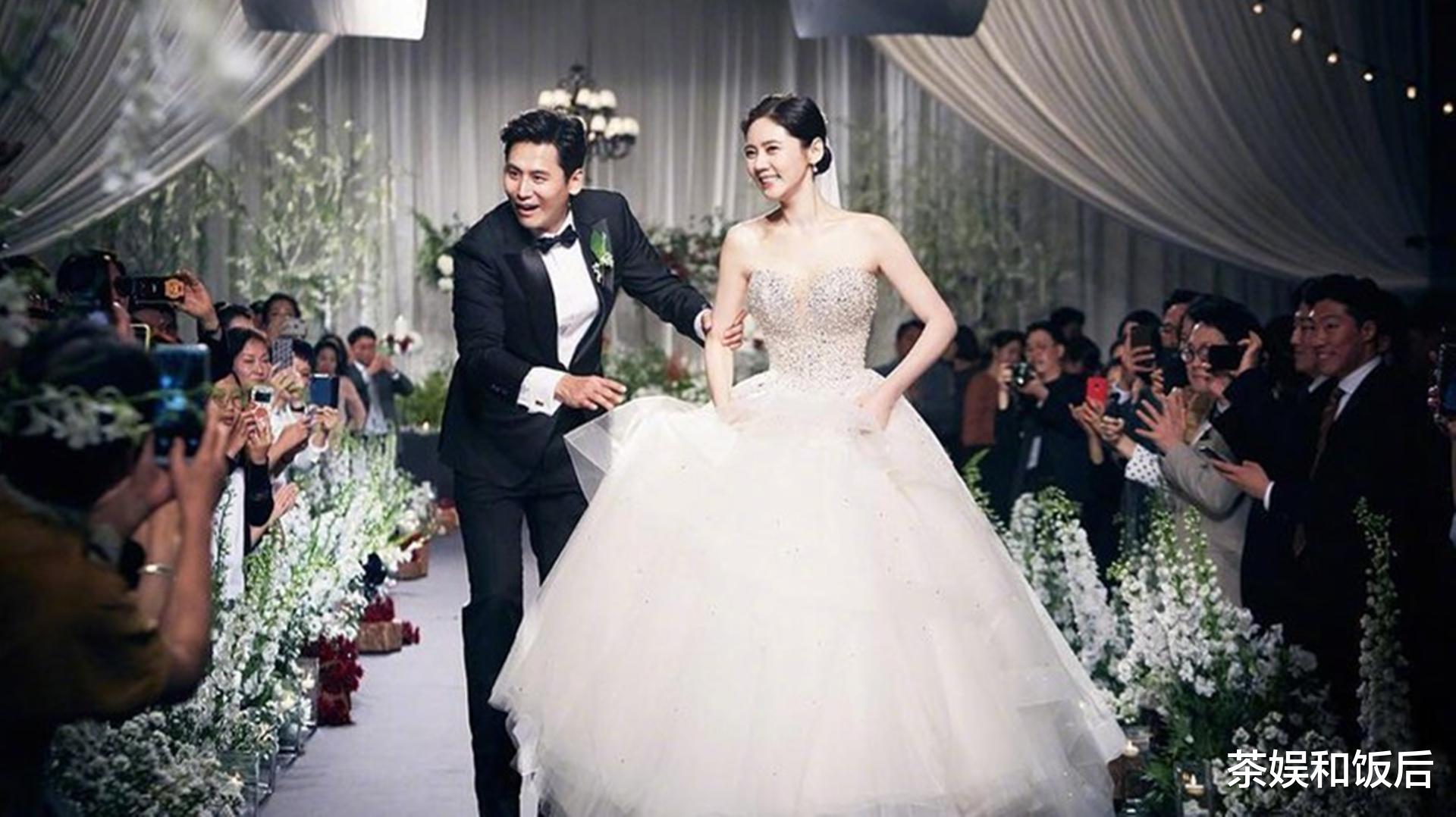 肖战|吃华晨宇的瓜所悟：肖战并非没钱处理危机，而是拥有“公关天团”