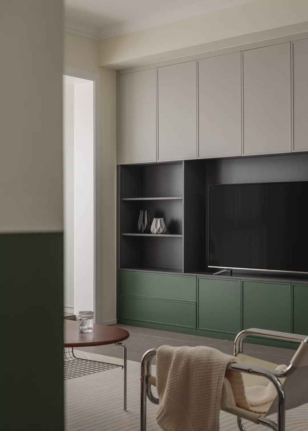 90㎡三室复古风装修，半墙打破“暗”房设计，大户型既视感