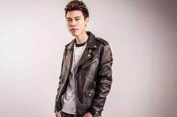 萧敬腾|一首歌曲让他赚了一个亿，开豪车上综艺，如今却混成了过气网红