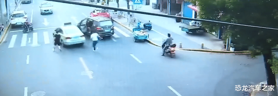 男子酒驾肇事逃逸,没想到这竟是一场局,男子:不可置信