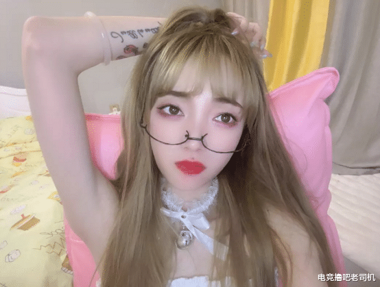 提莫|LOL手游提莫重做？美女主播倾情教学让你一招制胜