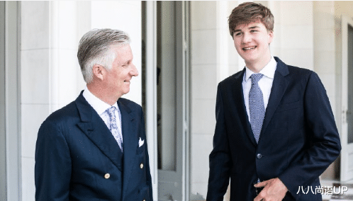 八八尚语UP|比利时大王子18岁庆生照,脸上的青春痘消失,五官酷似女王储姐姐