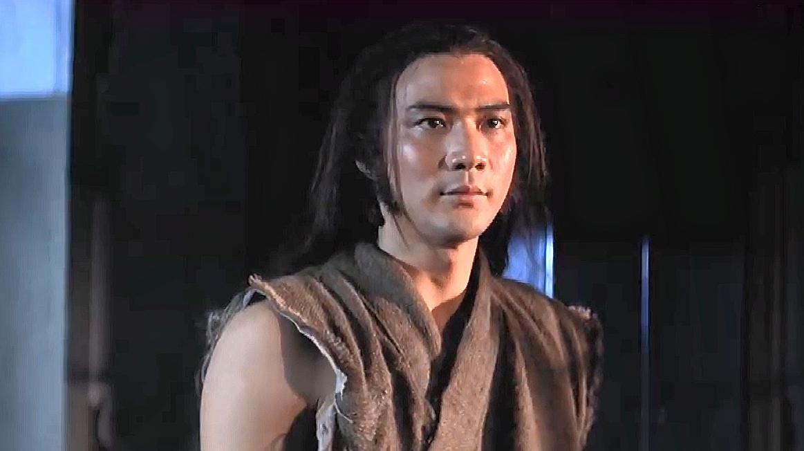 徐少强|弃糟糠妻，诱雪梨未婚生子，71岁迷上女网红，徐少强的故事太荒谬