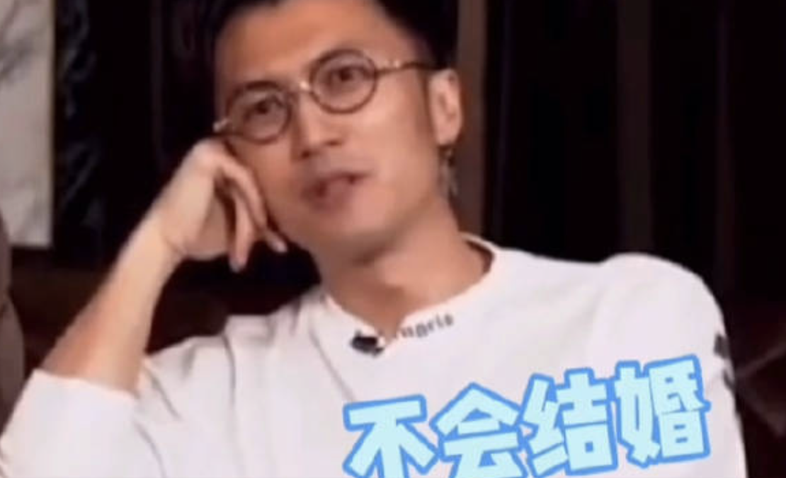 谢霆锋|王菲梦碎！谢霆锋表示不会结婚，中秋二人不同台，感情裂痕一直在