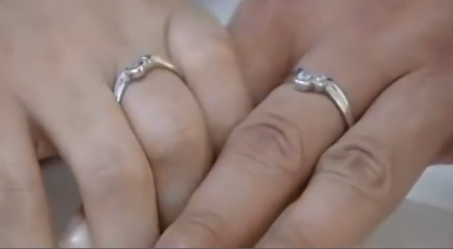 蓦然一牟 未婚妻车祸昏迷一个月,连男友都认不出,男友执意在医院举行婚礼