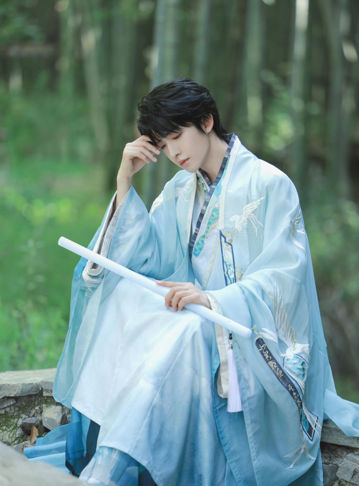 蒋勤勤|摒弃了“浓妆艳抹”的男明星，这才是他们真实的颜值