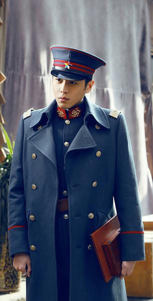 张若昀|张若昀：专注坑儿子的老爹