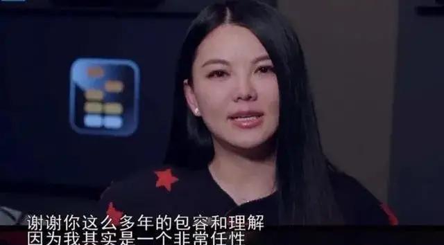 王岳伦|王岳伦秒删离婚动态后，李湘晒无名指戒指，12年婚姻该何去何从？