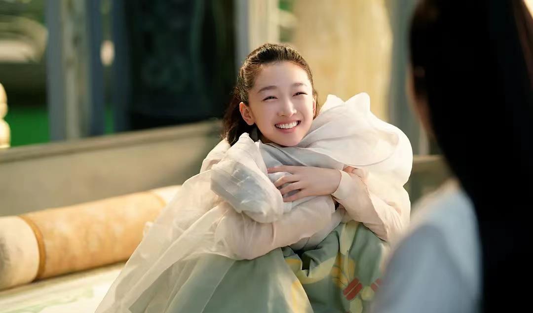 何超凤|2021年10大烂片，迪丽热巴、周冬雨、鞠婧祎、李沁也撑不起好口碑