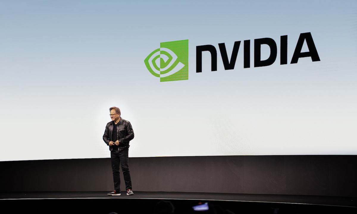 华为|华为面临“腰斩”危机,芯片或将彻底凉凉,80亿投资打水漂?