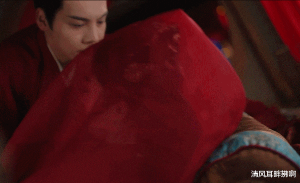 赵露思|被扎成刺猬都不死、新婚揭盖头拍成恐怖片，这些影视剧镜头太离谱