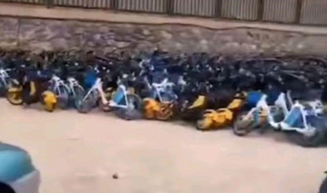 幸福小神猪 大连出租车司机合伙将数千辆共享单车运至城外,怀疑又在炒作