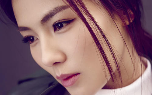 谢娜|42岁刘涛又要替夫还债？王珂被曝亏损12亿，刘涛深夜发文疑崩溃