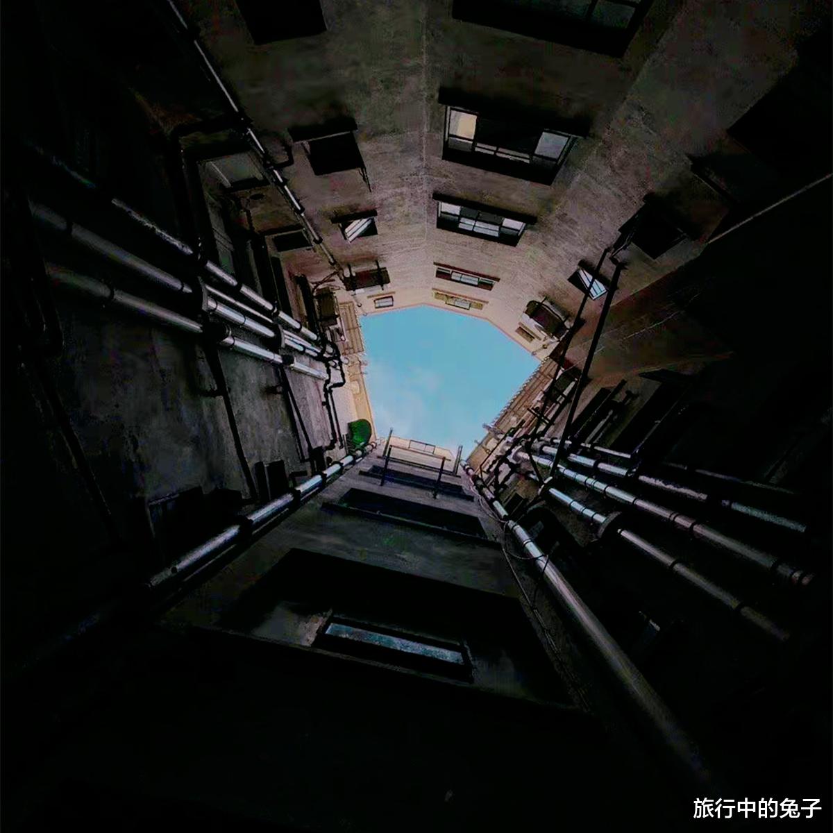 武汉|公寓不是公园！网红们攻陷上海老公寓，为了拍照“花样百出”