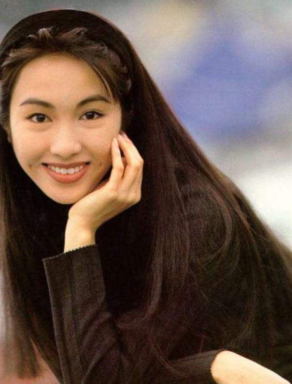 黎姿|8位梨涡女神无人争锋，一颦一笑都甜到了心坎里，网友：是心动啊