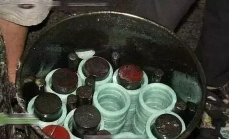 翡翠|翡翠造假到底是怎么做出来的？看了这过程，你还敢买吗？