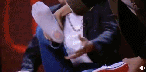 王力宏|王力宏宣布离婚，李靓蕾微博长文回应