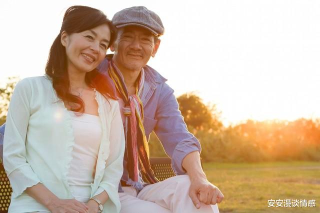 安安漫谈情感|70岁老人再婚五天就分手,56岁阿姨:他不要脸,大爷:她不像女人