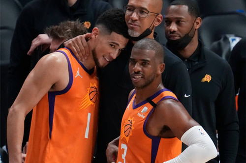 那些你很冒险的梦|比雄鹿“更苦”的经历，保罗布克艾顿背后，一人让太阳占优势