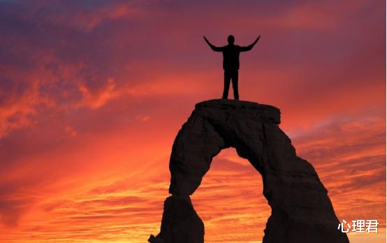 心理君|心理学:越厉害的中年人,越不会和这4种人深交