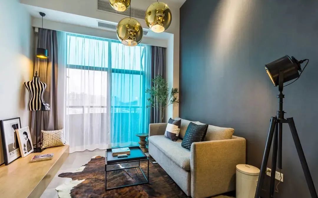 都市白领不甘心当社畜,50平小户型装成LOFT公寓,住得舒心