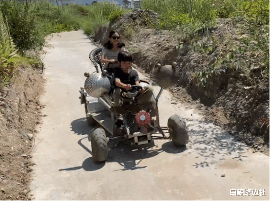 诺一|10岁诺一带妹妹开跑车！晒黑后长相酷似刘烨，看到车激动合不拢嘴