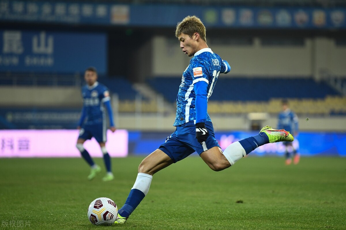 中超|安東尼奧的中超第四戰(zhàn)先放下勝負(fù)，讓中原鐵軍打出新戰(zhàn)術(shù)是關(guān)鍵