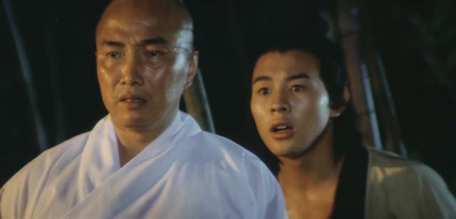 李连杰|吴京“丈人”李连杰“师傅”，18岁陪周总理访缅的于海现状如何？