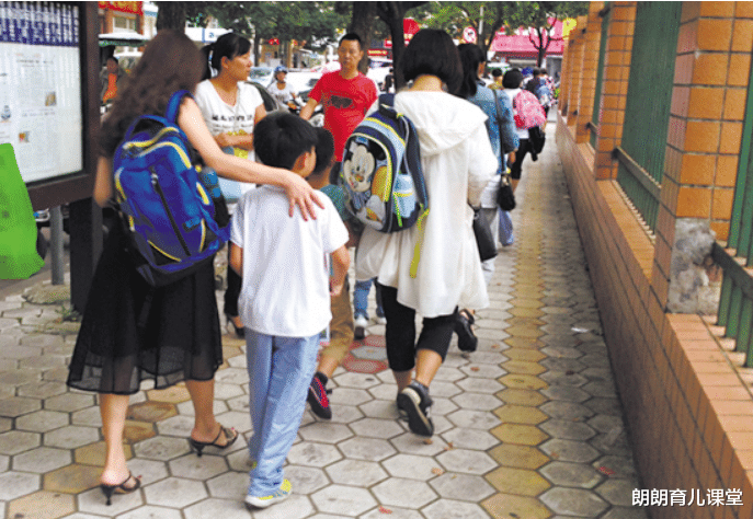 朗朗育儿课堂|教育部最新通知，“调整”中小学上课时间，家长要做到心中有数