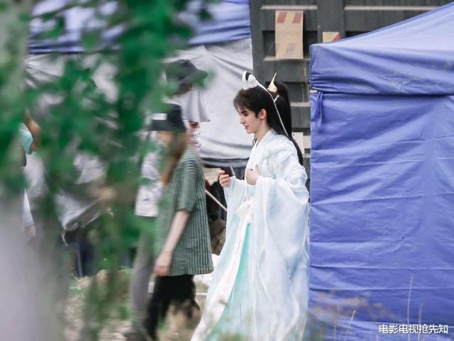 古力娜扎|《天官赐福》最新剧照透露，帅呆了，爱了爱了