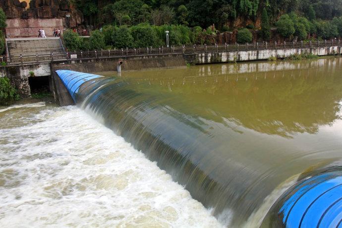 水库|想象不到鱼能长多么快，三个月7斤，两年50斤