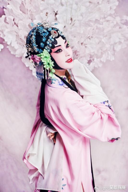 谢元真|出道后没演过女主，却因一个角色被观众记到现在，28岁退圈当了配音演员