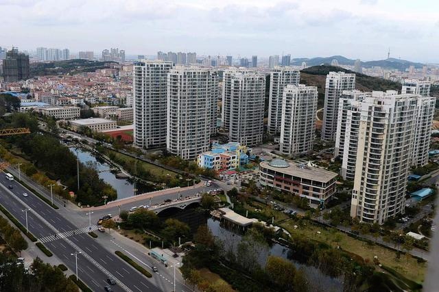 楼市|10月起，楼市迎来“转折点”？2大城市开始降息，释放什么信号？
