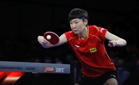 孙颖莎|WTT女单八强出炉，孙颖莎3-0横扫索尔佳，搭上八强末班车