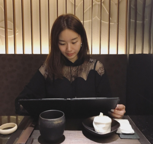 郭麒麟|郭德纲孟非互称“亲家”，郭麒麟害羞，看到孟非女儿，网友：般配