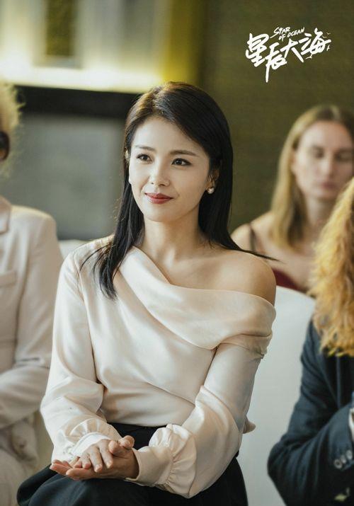 MARRY 《星辰大海》刘涛被吐槽扮嫩，简爱人设虚假，父母死了都不哭？