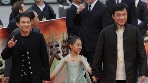 张子枫|同父不同命！李连杰大女儿无法走出父母离婚阴影，33岁仍未婚