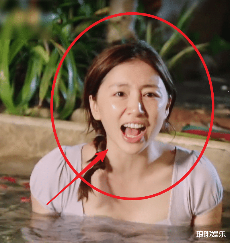 蒋勤勤|《妻子5》全员泡温泉，45岁蒋勤勤好显嫩，刘涛的素颜我却看愣了