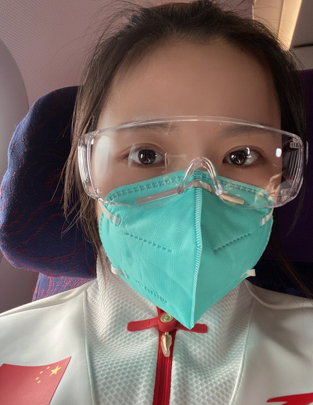 丸子头|双金得主杨倩真意气风发！回国首晒美照，穿着简约却藏不住巨星范