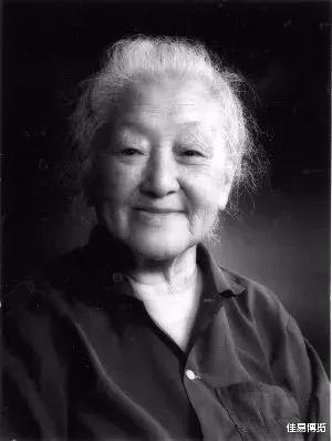 佳易博览 何泽慧:被誉为中国的居里夫人,自我评价却是经常做不合时宜的事