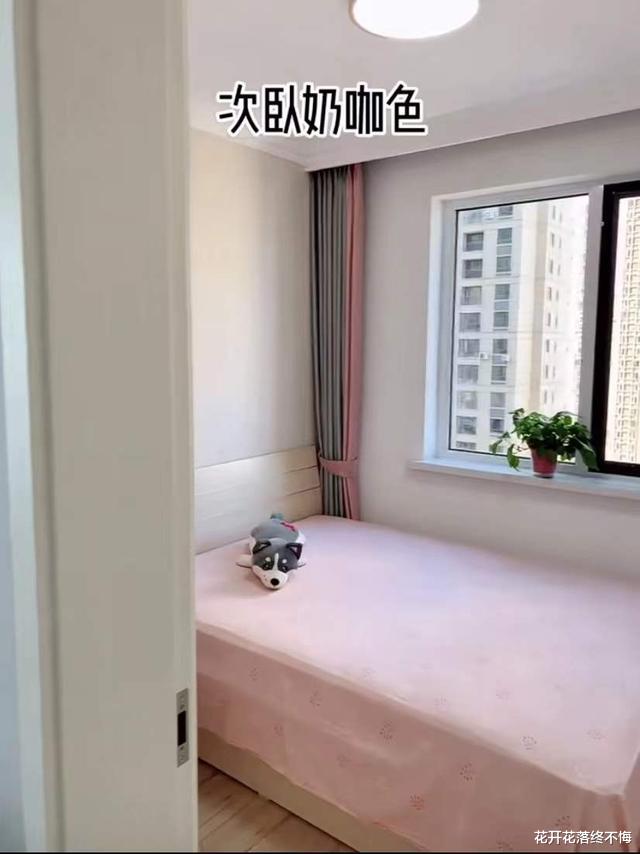 男主的83㎡新居，全屋“干净又舒适”，真心觉得越简单越耐看