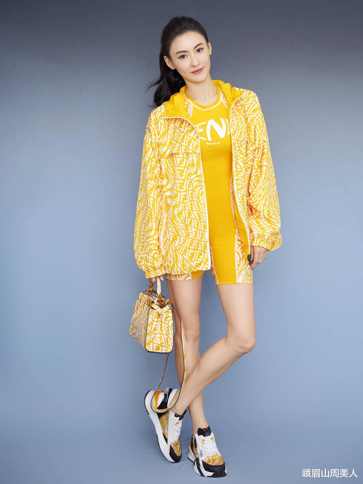 峨眉山周美人|被张柏芝新造型A到了!穿白色西装玩下身失踪,配大背头好御姐!