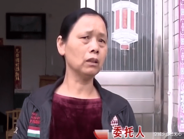 租赁合同|妻子嫌穷在外鬼混10年，看继子发达回来抢别墅，丈夫院子里追着打