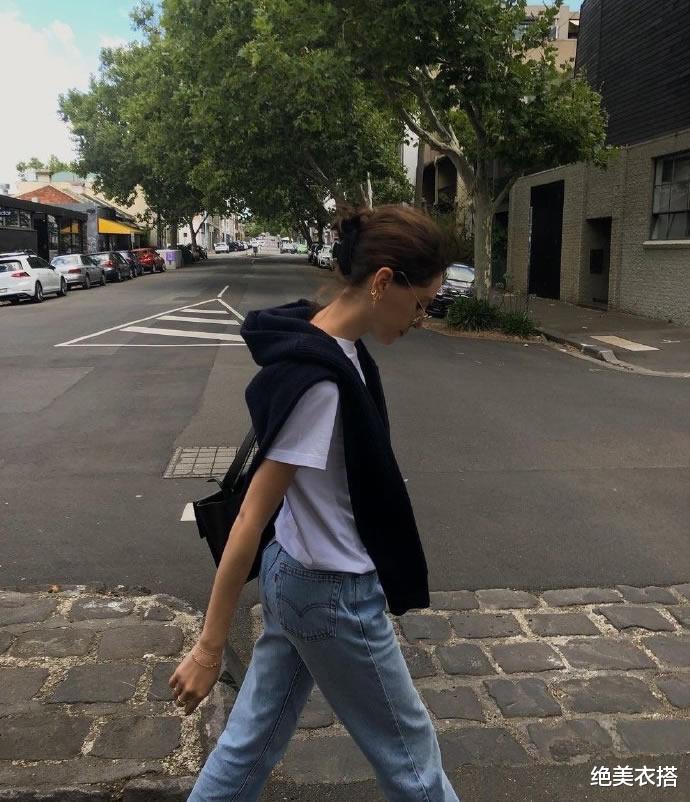 绝美衣搭|必学！初秋针织衫的“个性叠穿”法，穿衣小白瞬间晋级时髦精