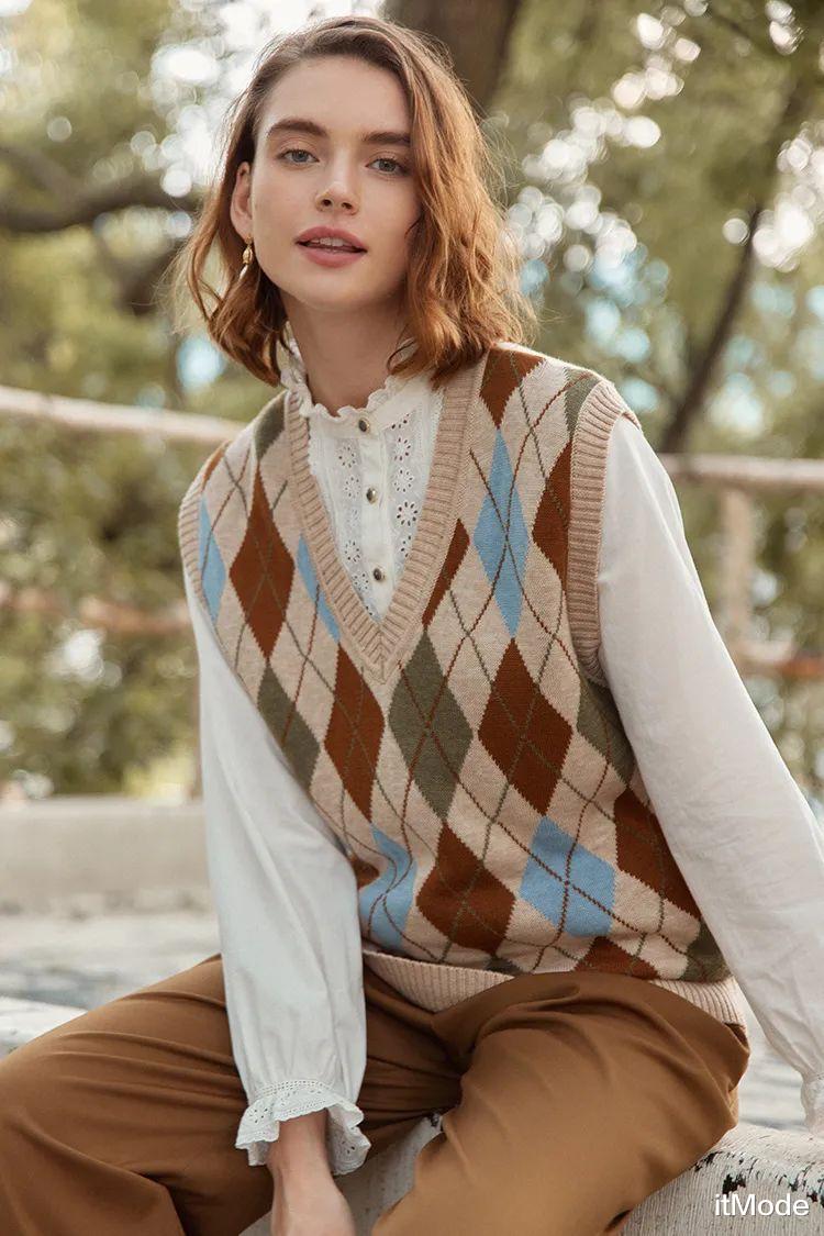 itMode 别再露脖了,秋冬流行这么穿=才是真的YYDS!