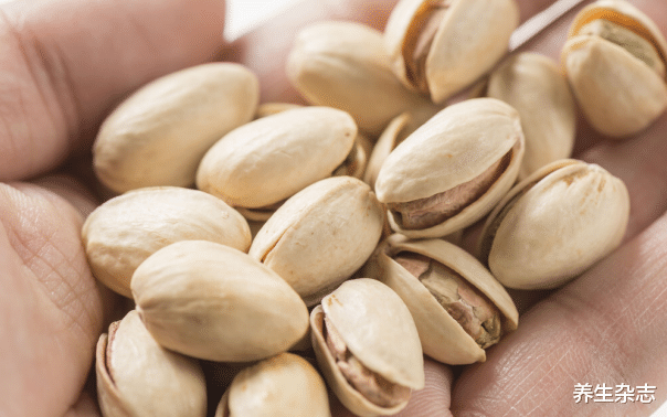 高血压|高血压不能吃大蒜?医生提醒:想要血压稳定,应少碰这3种素食