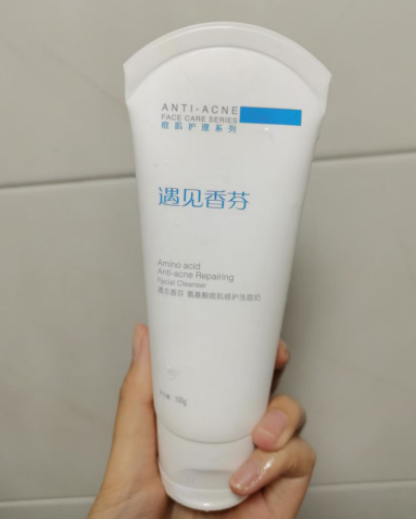 护肤品|这些网红护肤品并没有那么好用，但很多人都在用，你踩雷了吗