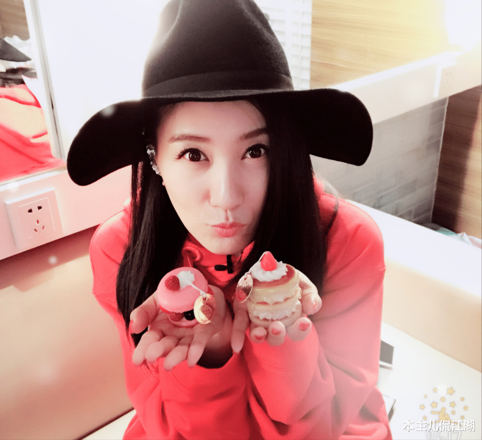 谭晶|军旅歌手谭晶：32岁嫁41岁老公，37岁做妈妈，丈夫是科学家