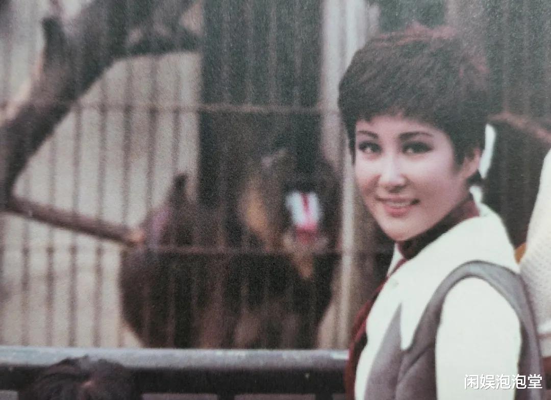 丁佩|48年前李小龙死在她床上,被骂了40多年的丁佩,如今过得怎么样?