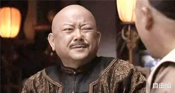 和珅 查抄和珅家没找到一分钱，嘉庆说了两个字，两天拉出了几十车金银